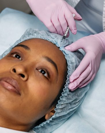 Gun jezelf een energieke uitstraling met een traangootfillers behandeling