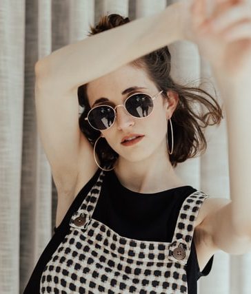 Een zonnebril als mode item